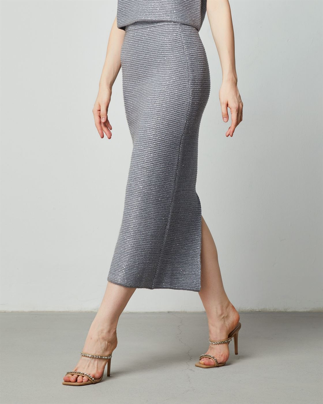 Silver Knit Skirt - Femi9 EG