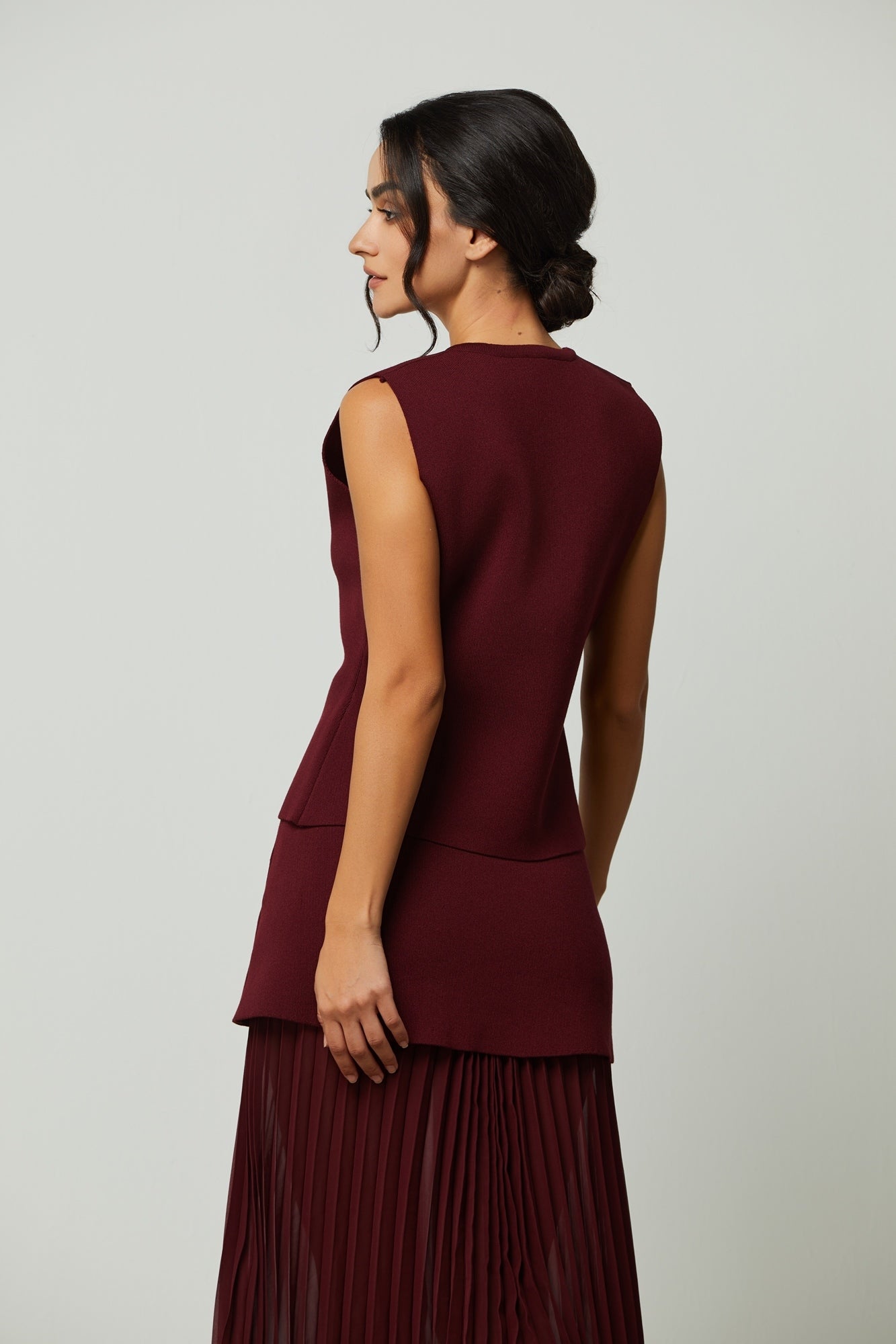 V Neck Knit Top - Femi9 EG
