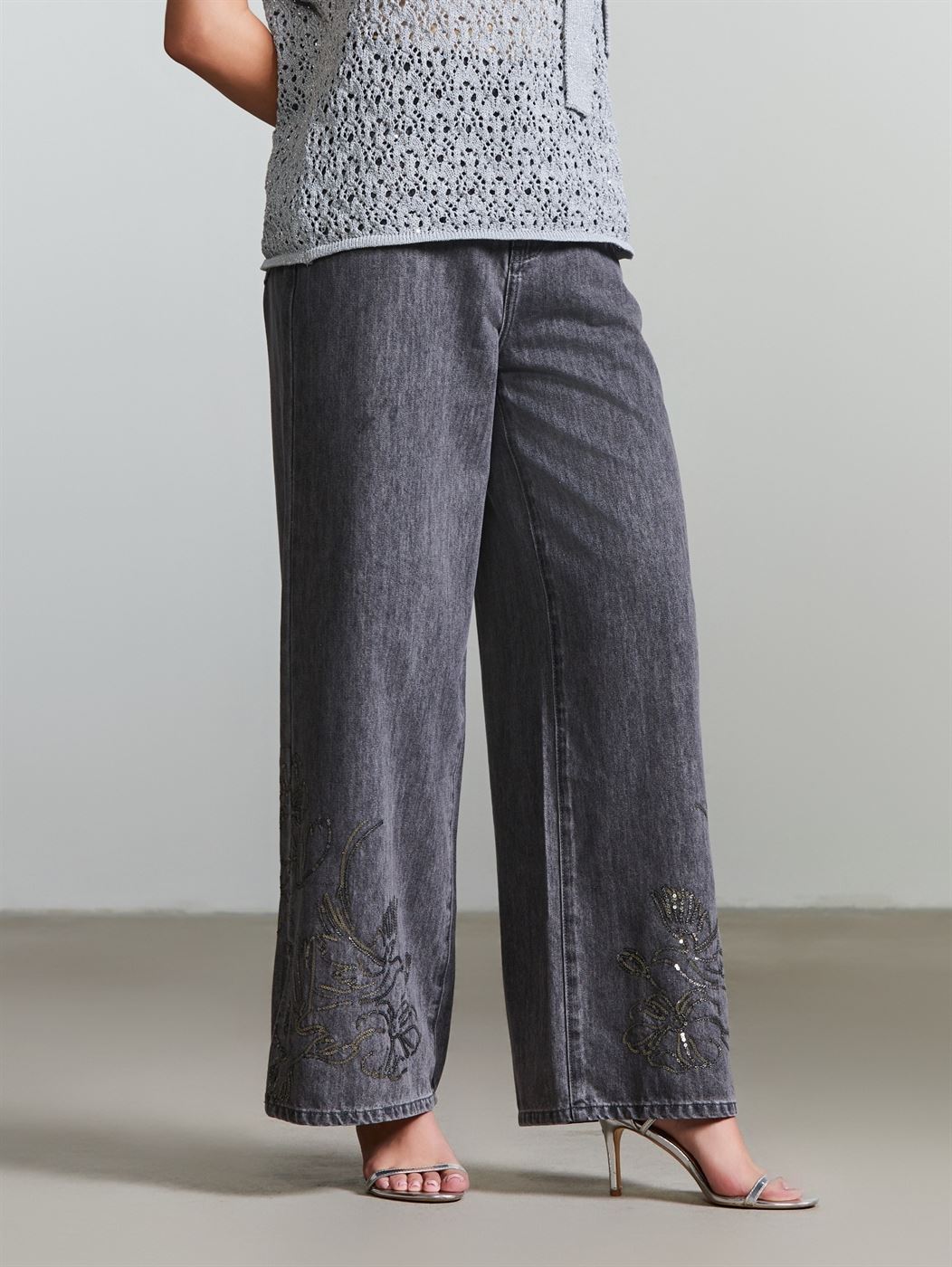 Sequin Embellishments Jeans - Femi9 EG