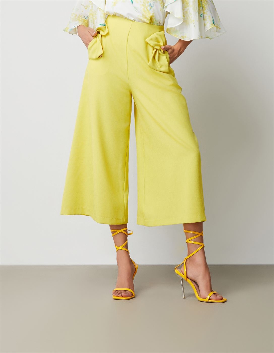 Bow Detail Pants - Femi9 EG