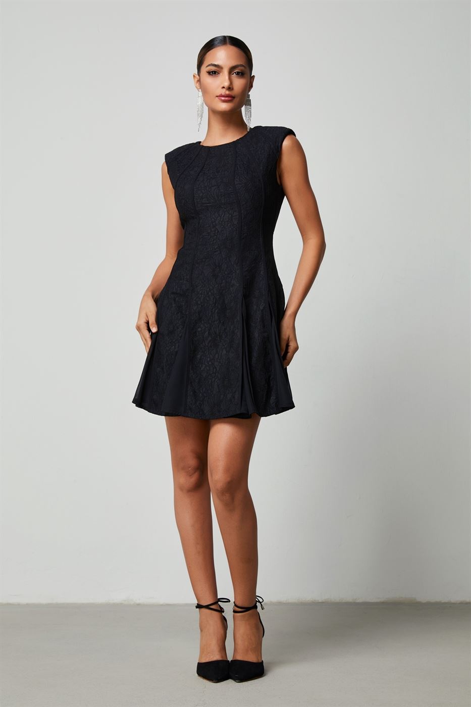 Lace Mini Dress - Femi9 EG