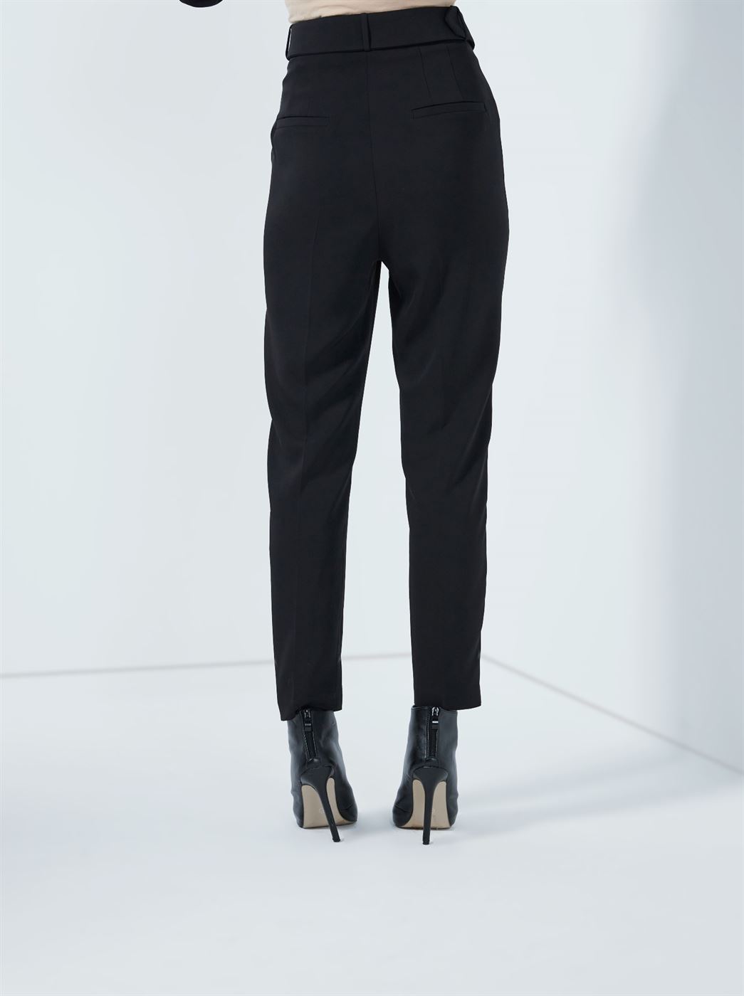 Pants With Ctystal Buckle - Femi9 EG