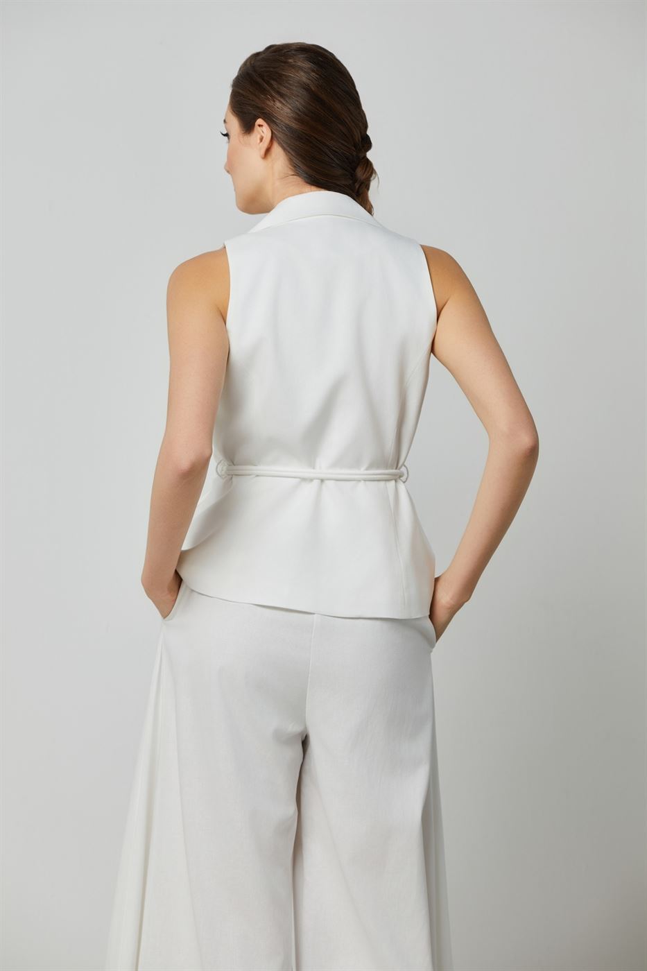 Collared Neck Vest - Femi9 EG