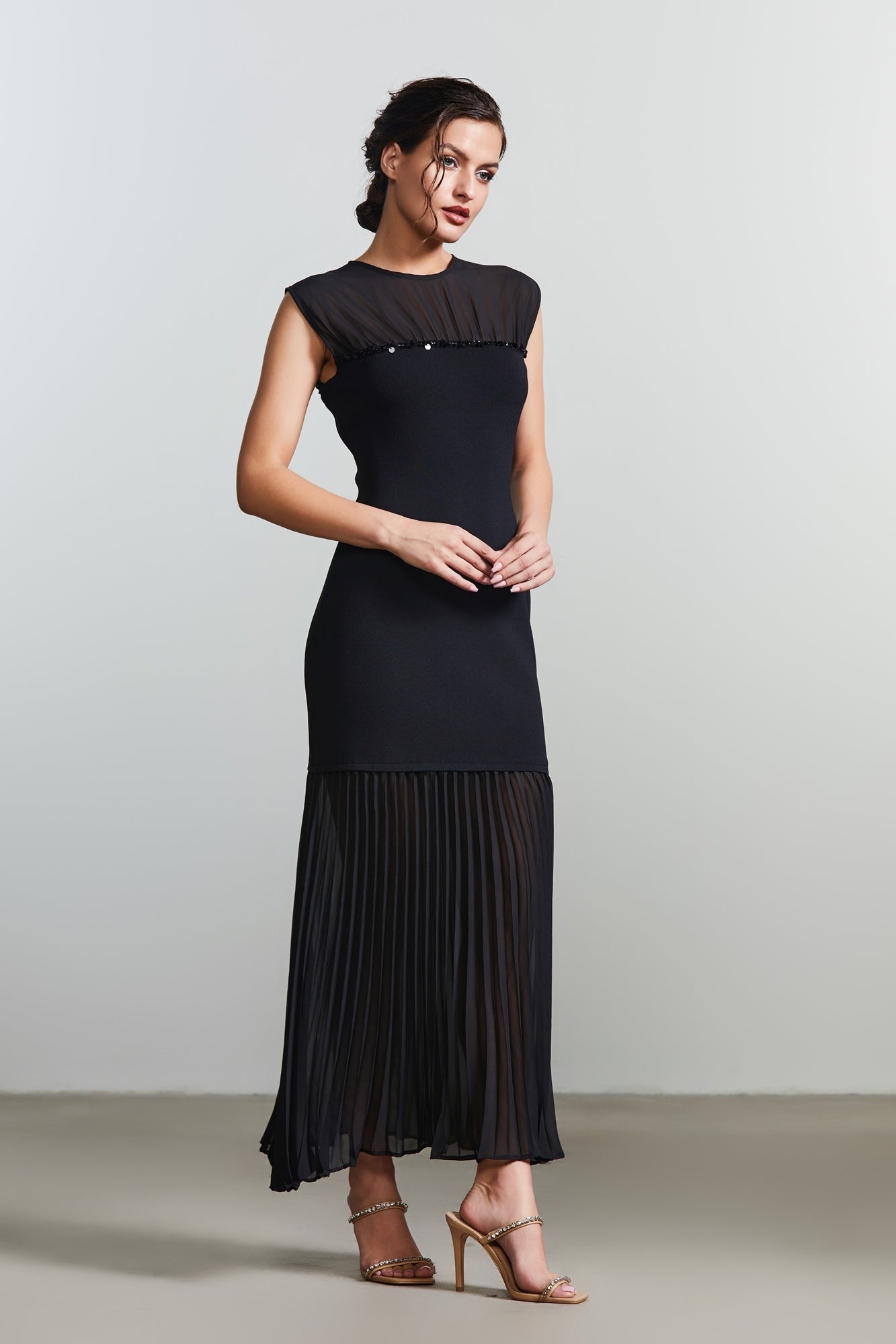 Pleated Chiffon Detail Dress - Femi9 EG