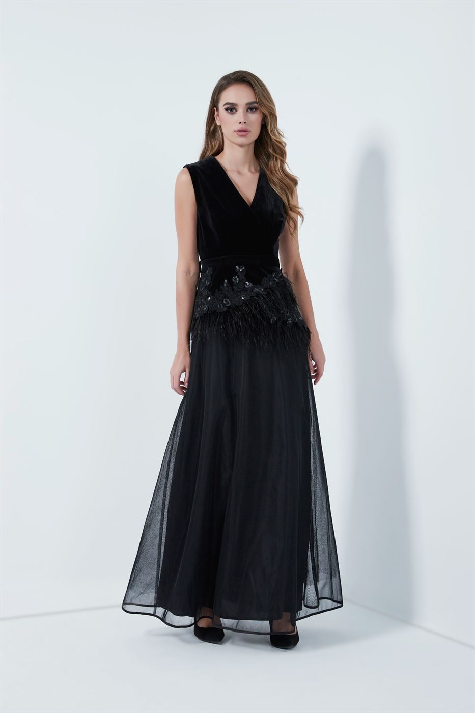 Velvet Dress With Feather - Femi9 EG