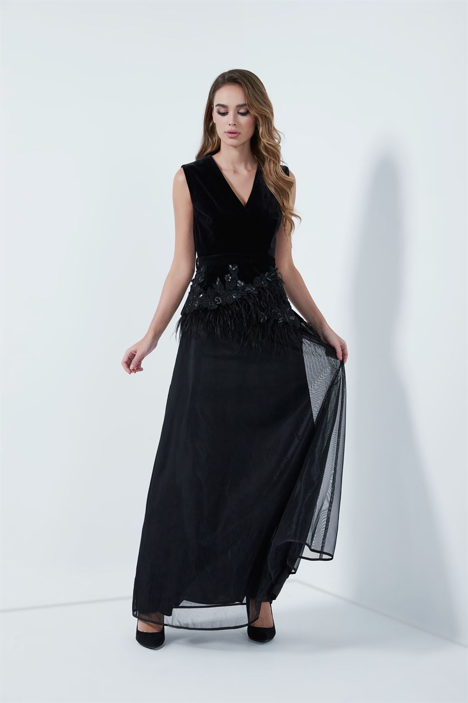 Velvet Dress With Feather - Femi9 EG